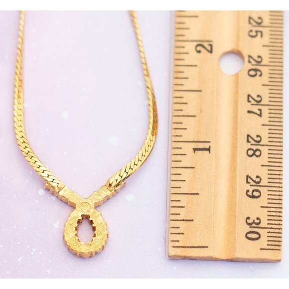Vintage Golden Infinity Red & White Gem Necklace | Gold Tone Necklace Avon | J9 - Picture 4 of 4
